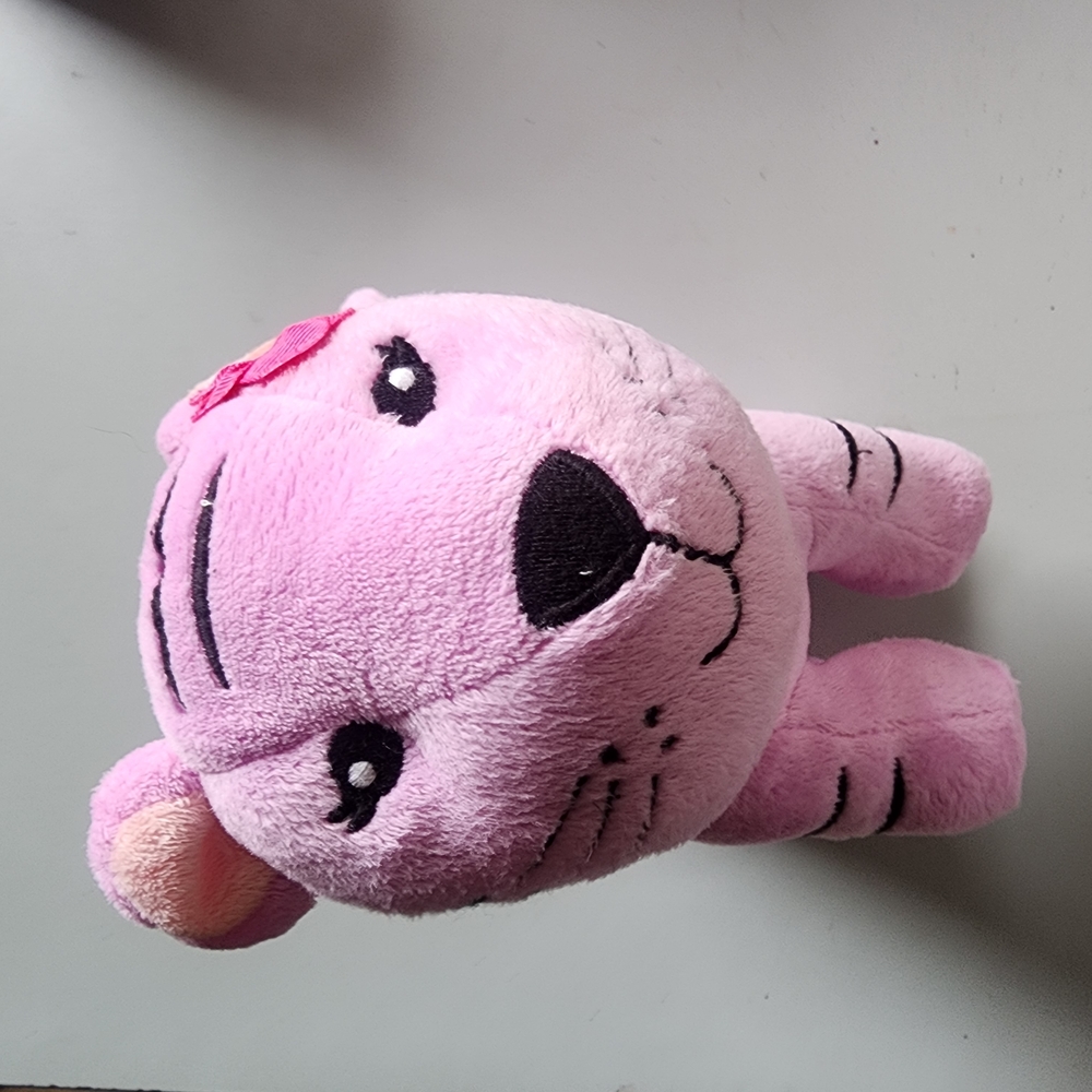 Pink Tiger Plush Backpack - Picture 3 of 3